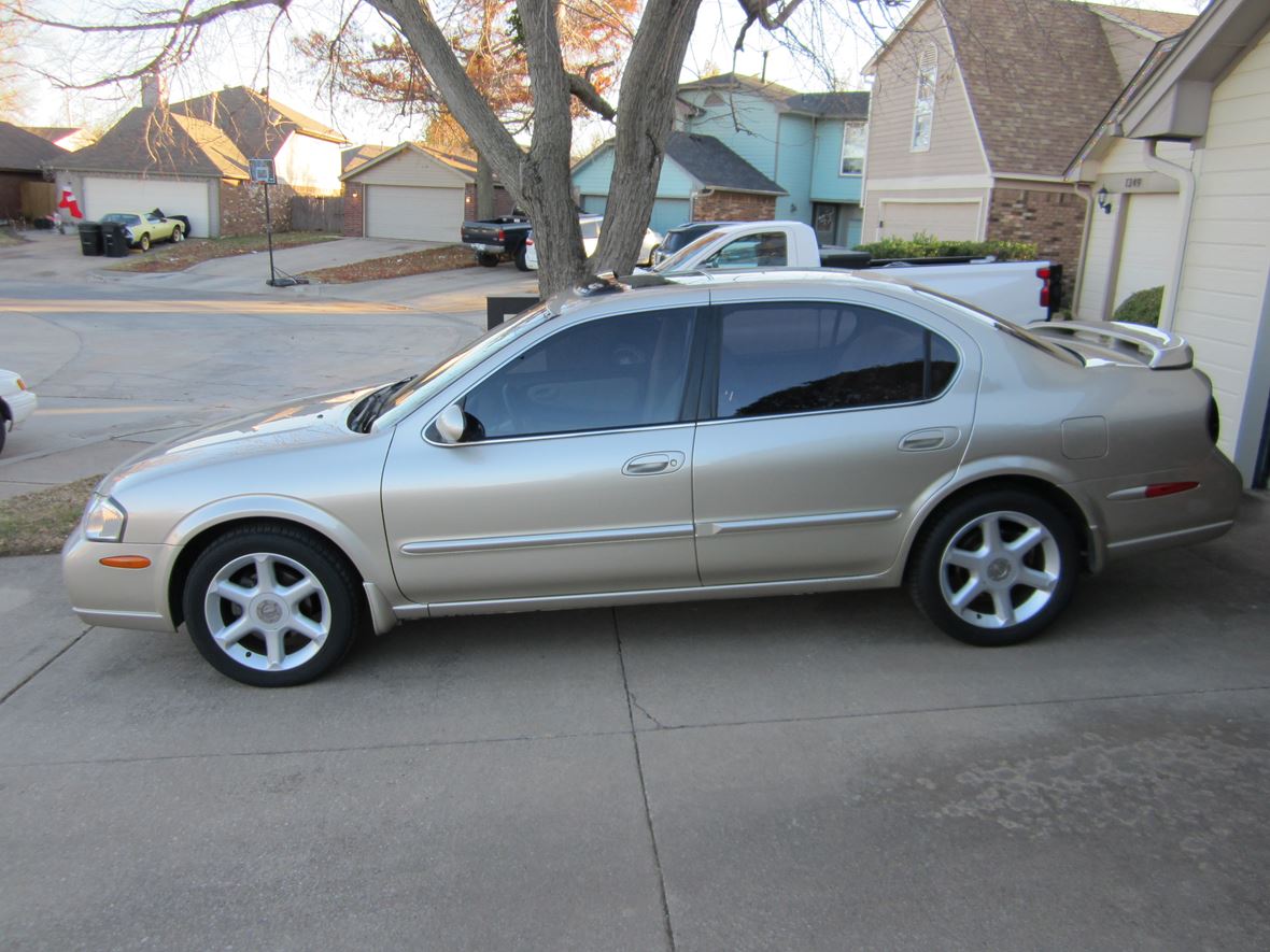 2001 Nissan Maxima for sale by owner in Oklahoma City