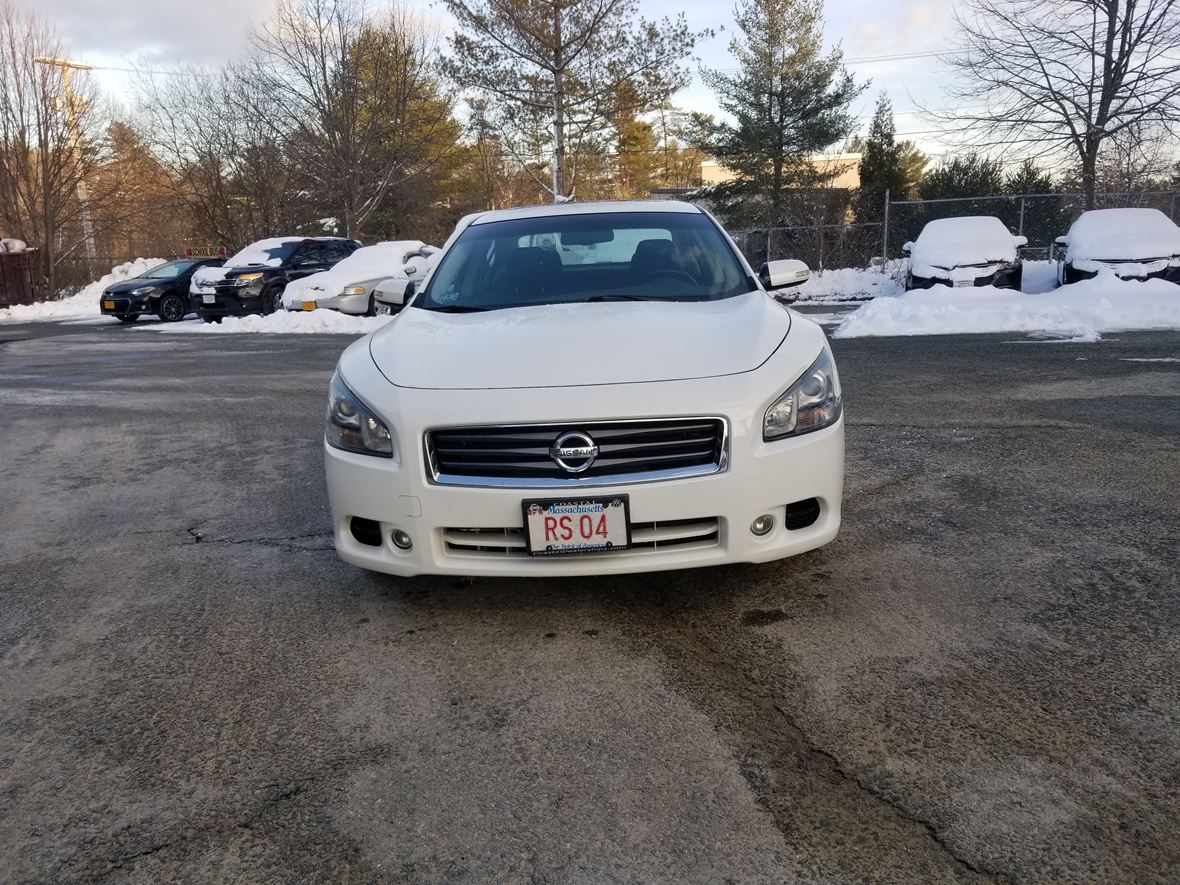 2012 Nissan Maxima for sale by owner in Hingham
