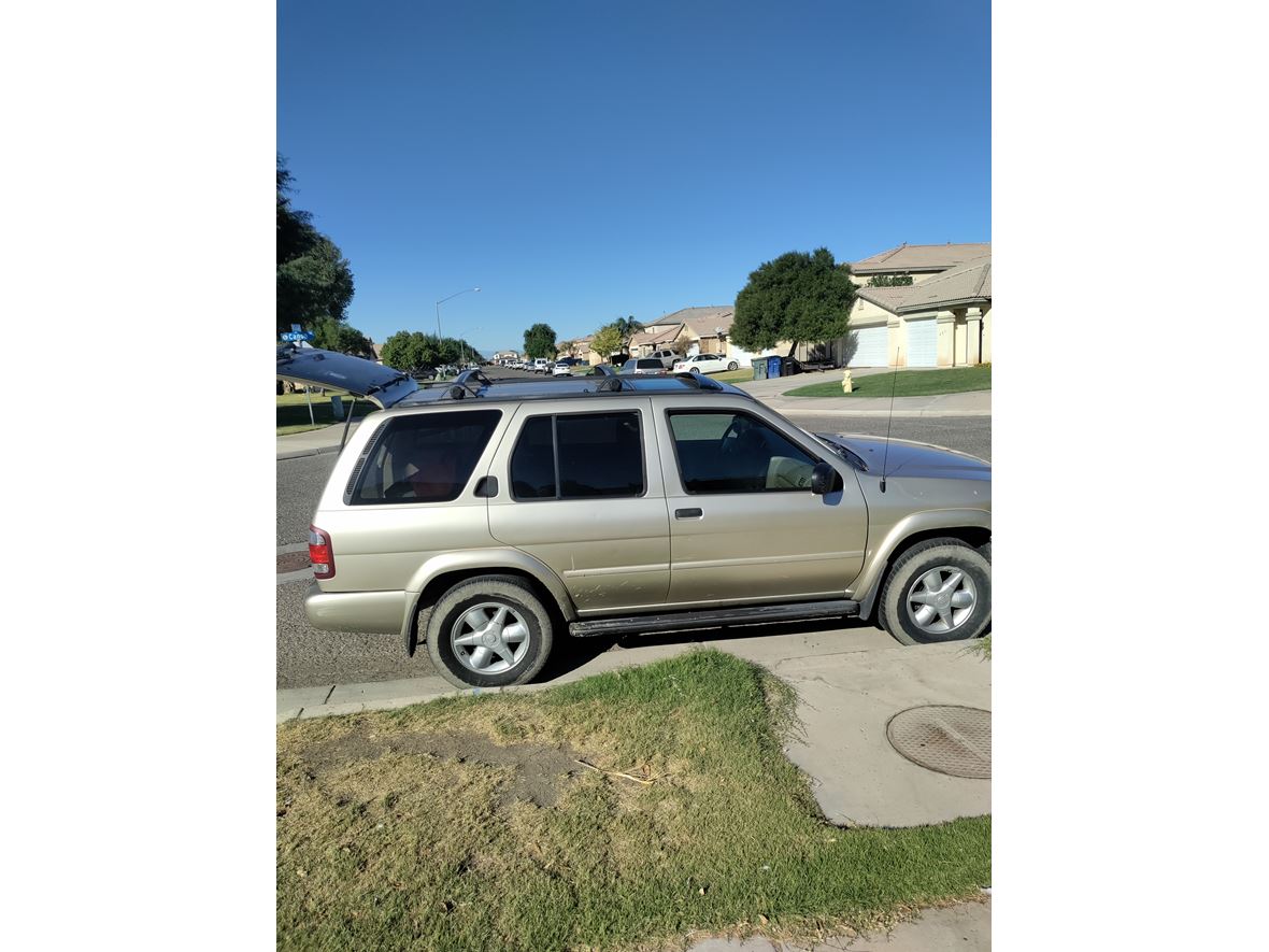 2001 Nissan Pathfinder for sale by owner in Imperial
