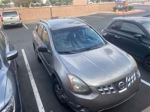 Gray 2014 Nissan Rogue Select