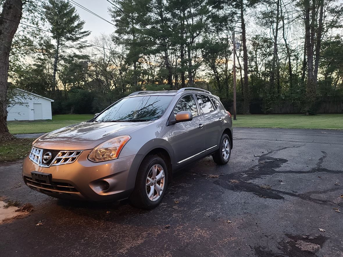 2011 Nissan Rogue Sport for sale by owner in Cordova