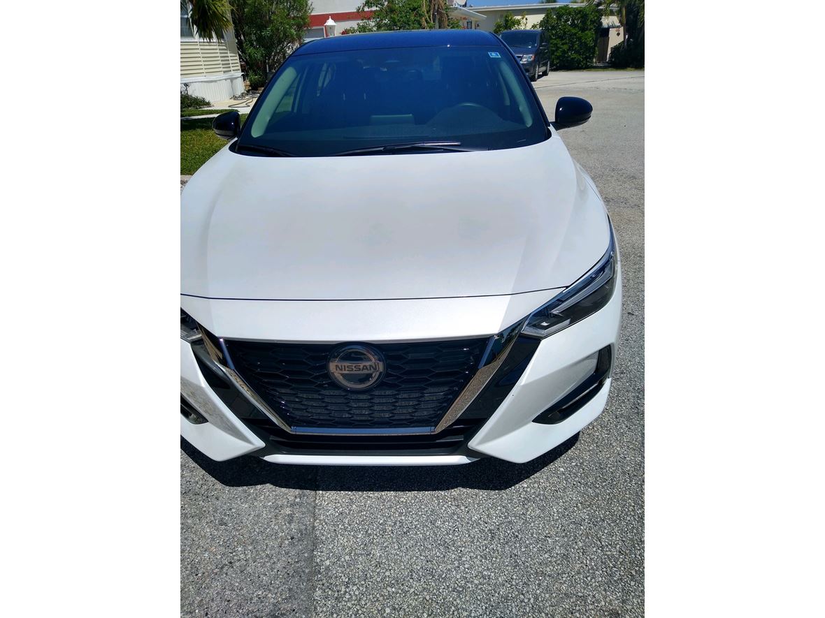 2020 Nissan Sentra for sale by owner in Jensen Beach