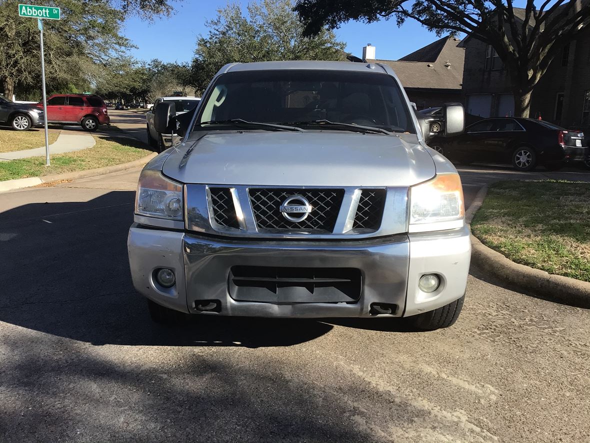 2010 Nissan Titan for sale by owner in Pearland