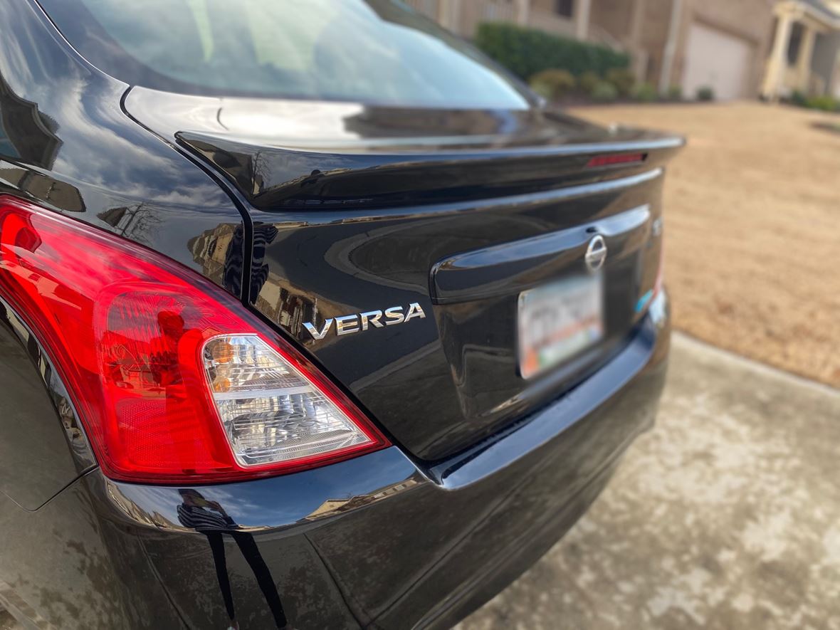 2015 Nissan Versa for sale by owner in Cumming