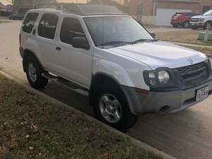 White 2003 Nissan Xterra