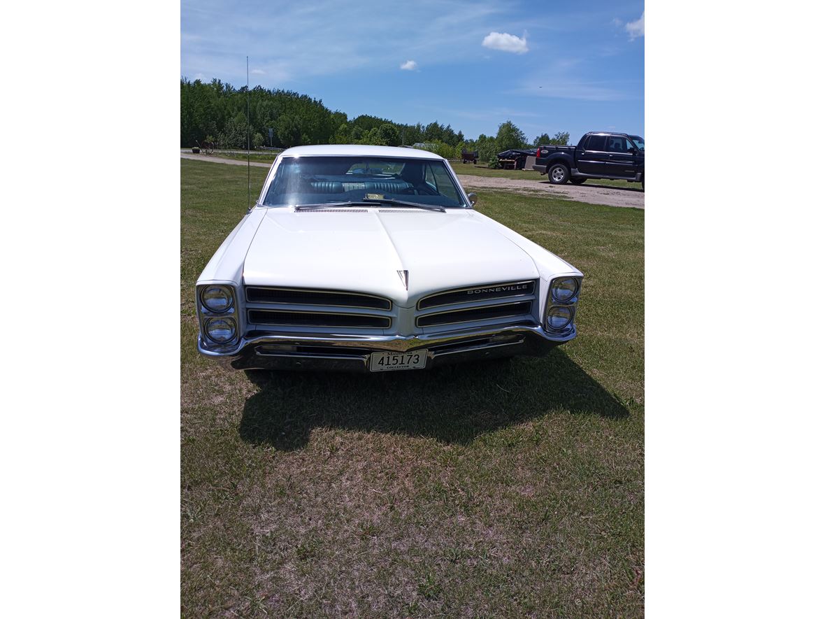 1966 Pontiac Bonneville for sale by owner in Cohasset