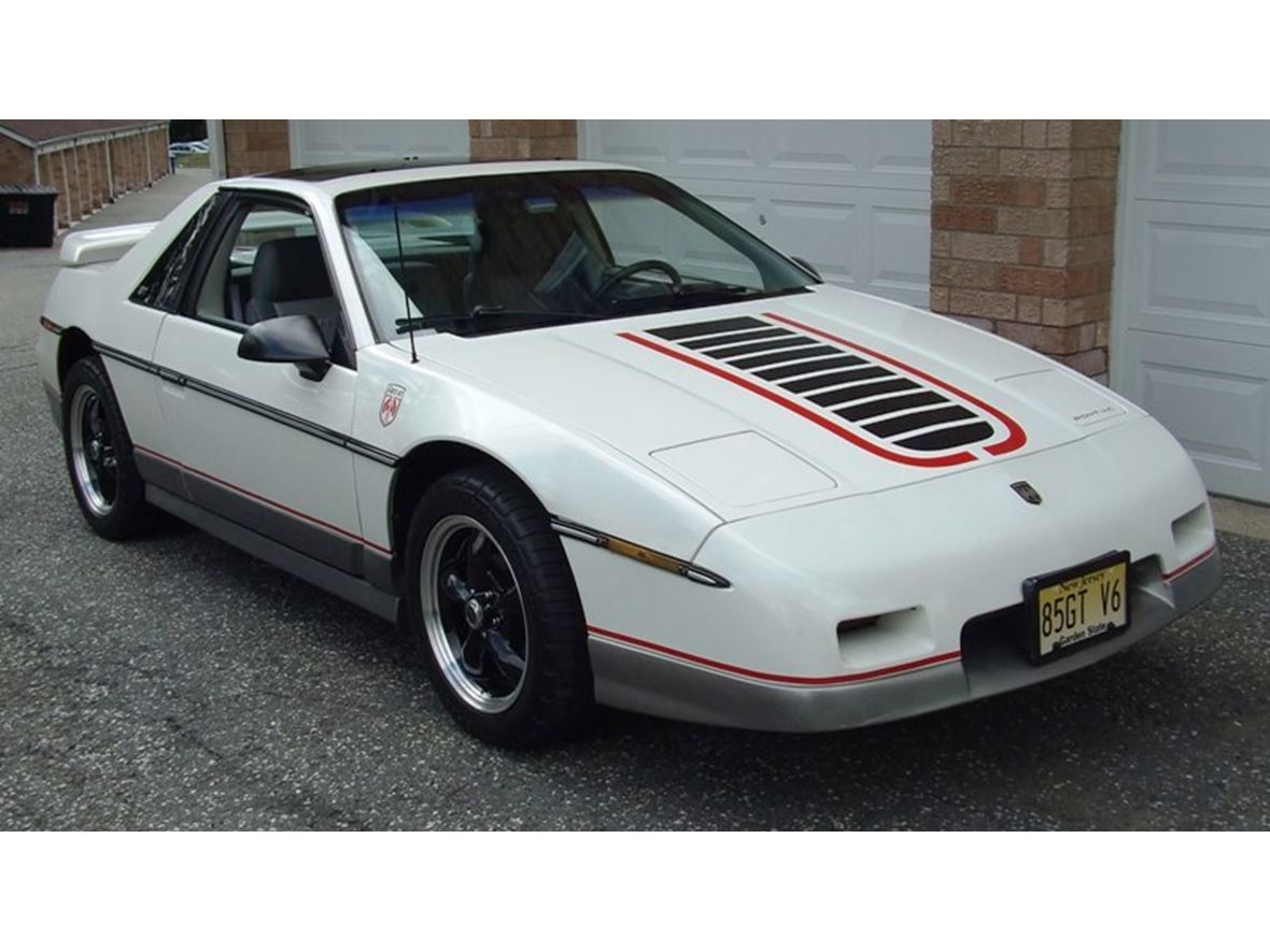 1985 Pontiac Fiero GT for sale by owner in Cedar Grove