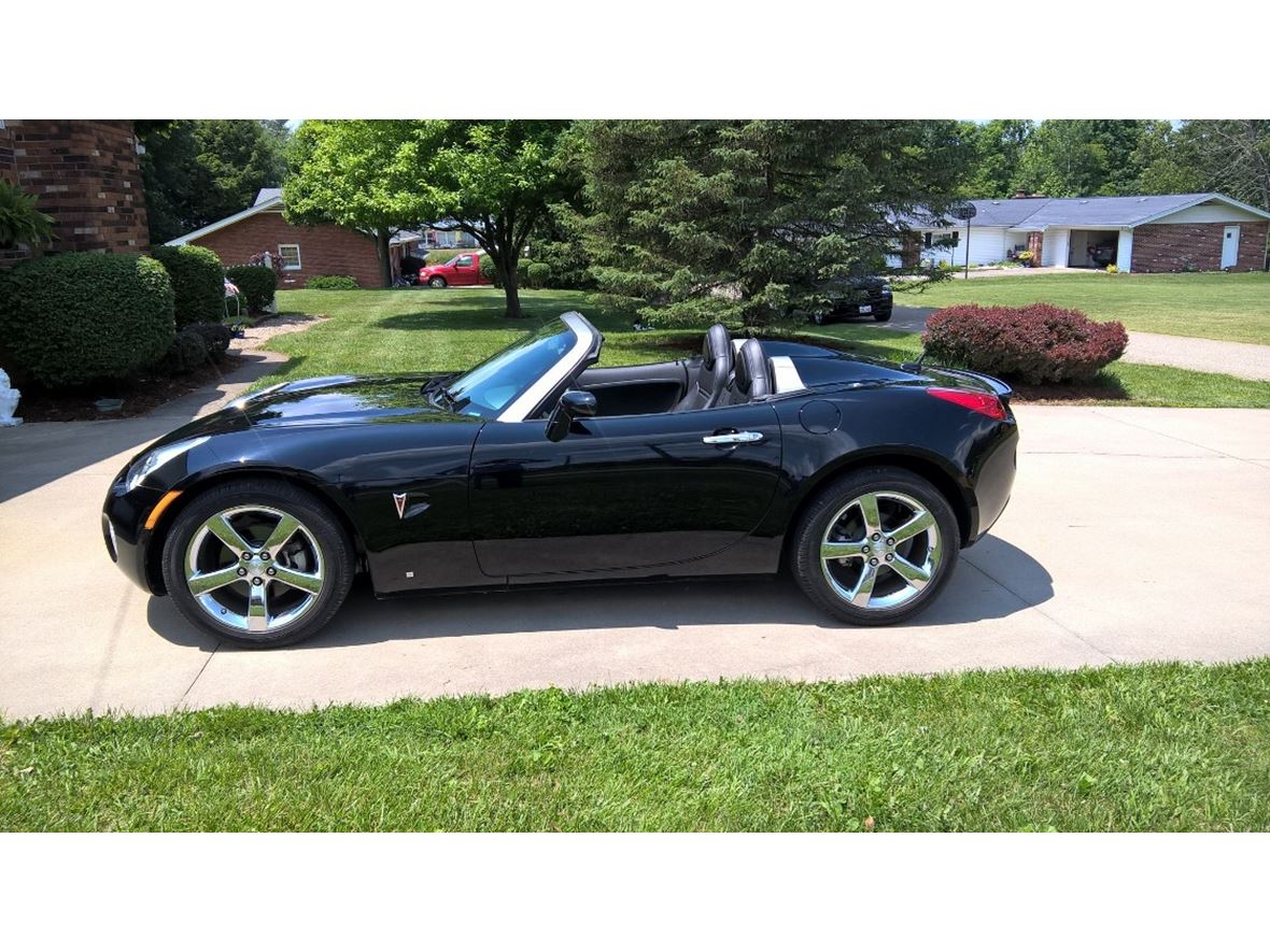 2008 Pontiac Solstice for sale by owner in Lucasville