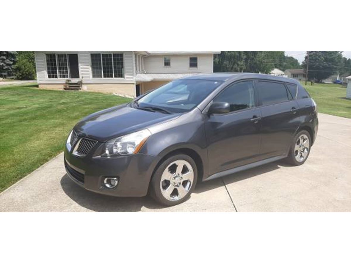 2009 Pontiac Vibe for sale by owner in Tallmadge