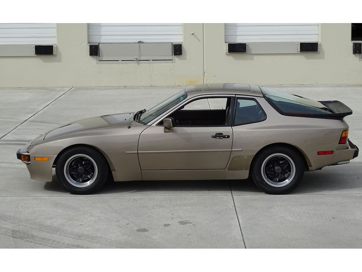 1984 Porsche 944 for sale by owner in Woodland
