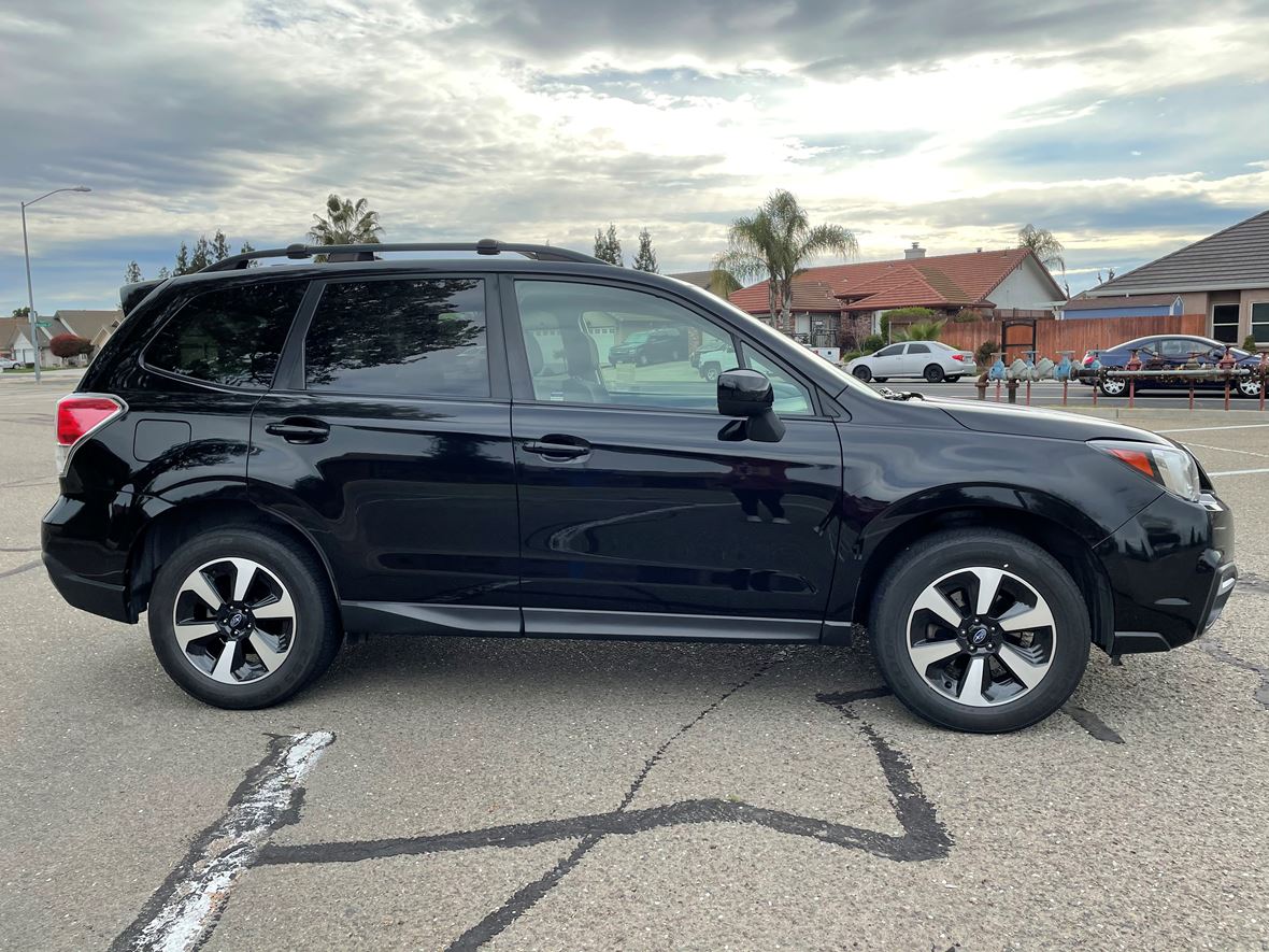 2017 Subaru Forester for sale by owner in Manteca