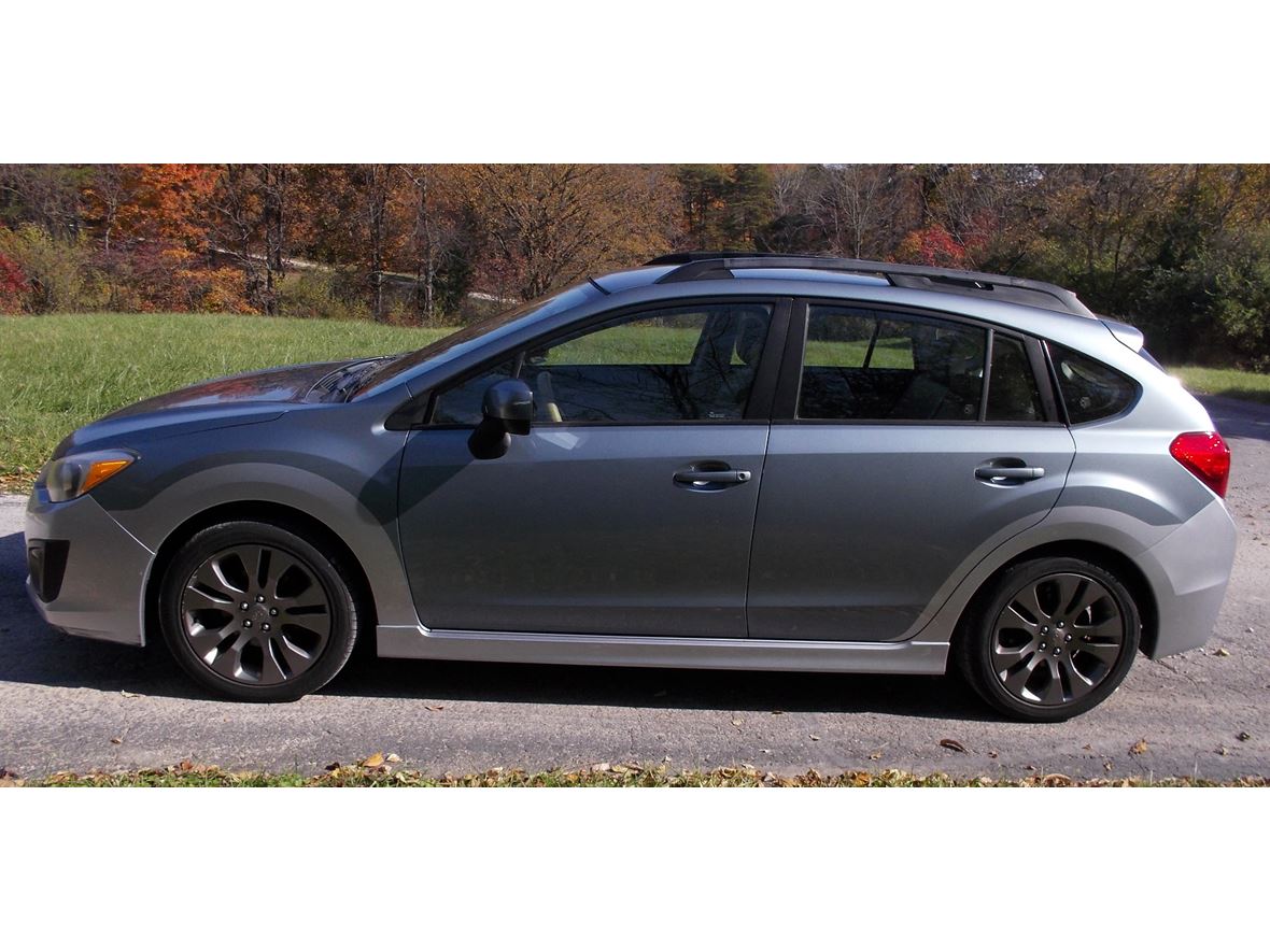 2012 Subaru Impreza Sport for sale by owner in Floyds Knobs