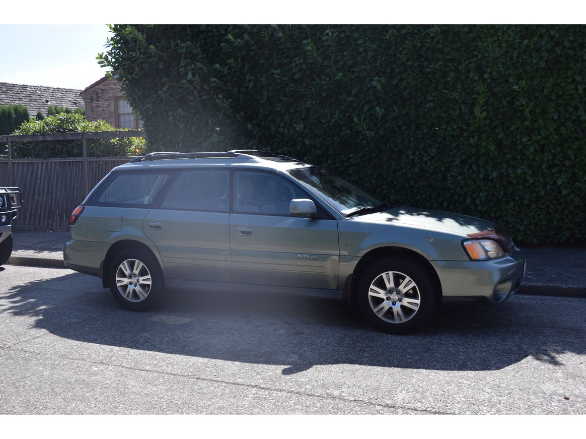 2004 Subaru Outback for sale by owner in Seattle