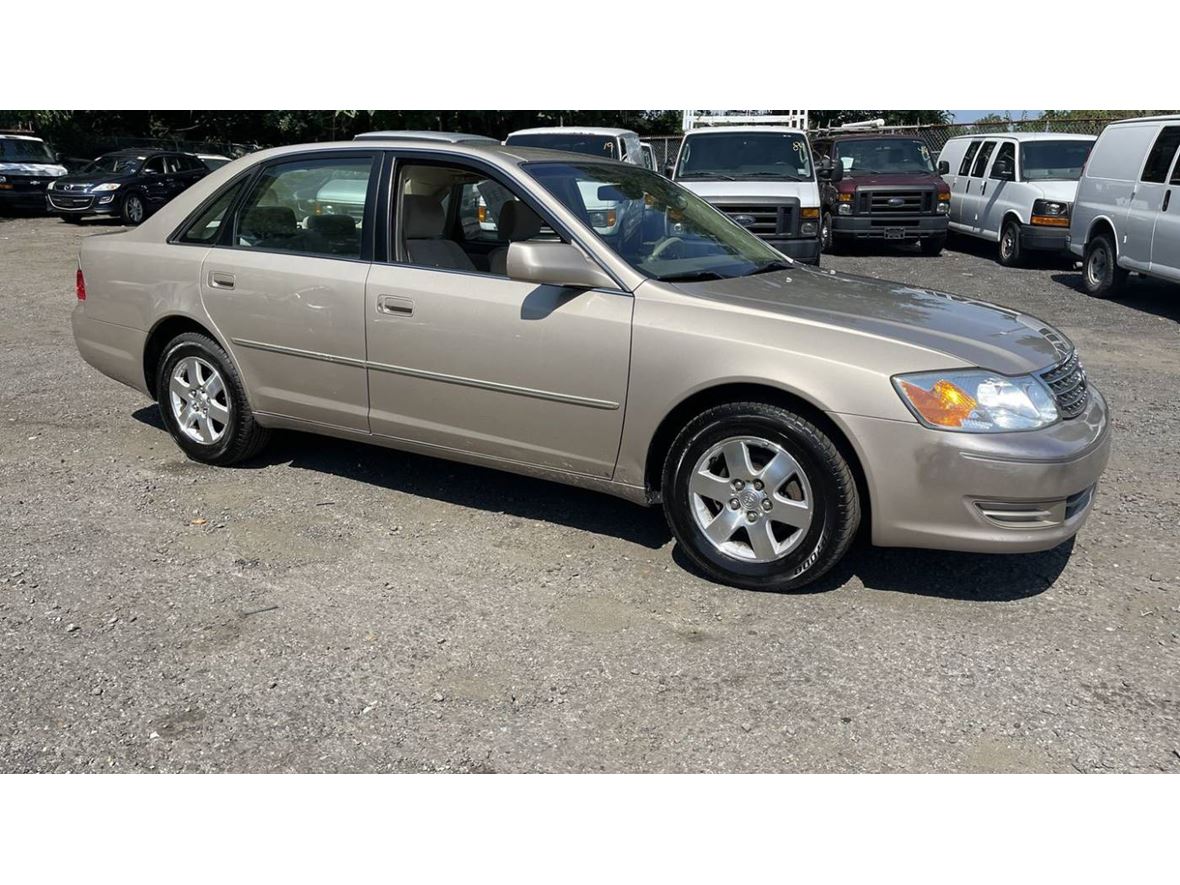 2004 Toyota Avalon for sale by owner in West Long Branch