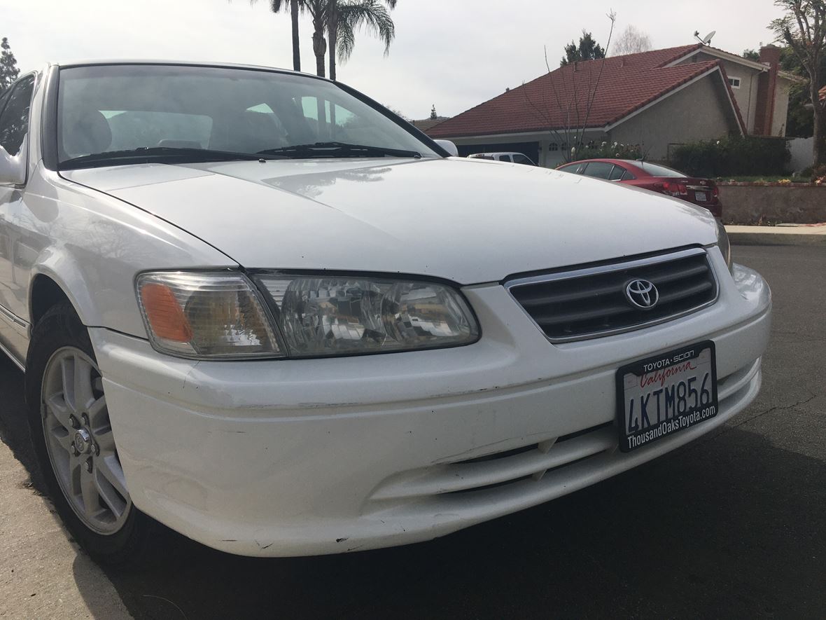 2000 Toyota Camry for sale by owner in Agoura Hills