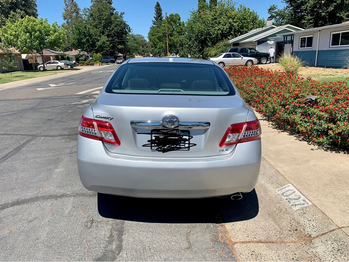 2011 Toyota Camry for sale by owner in Sacramento