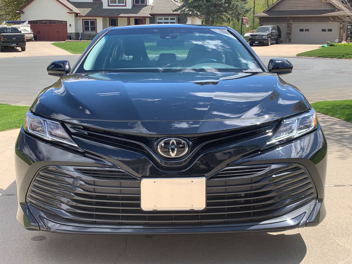 2018 Toyota Camry for sale by owner in Circle Pines