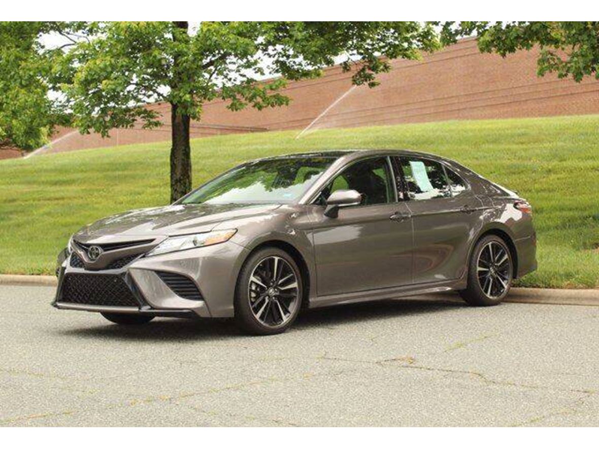 2018 Toyota Camry for sale by owner in Los Angeles