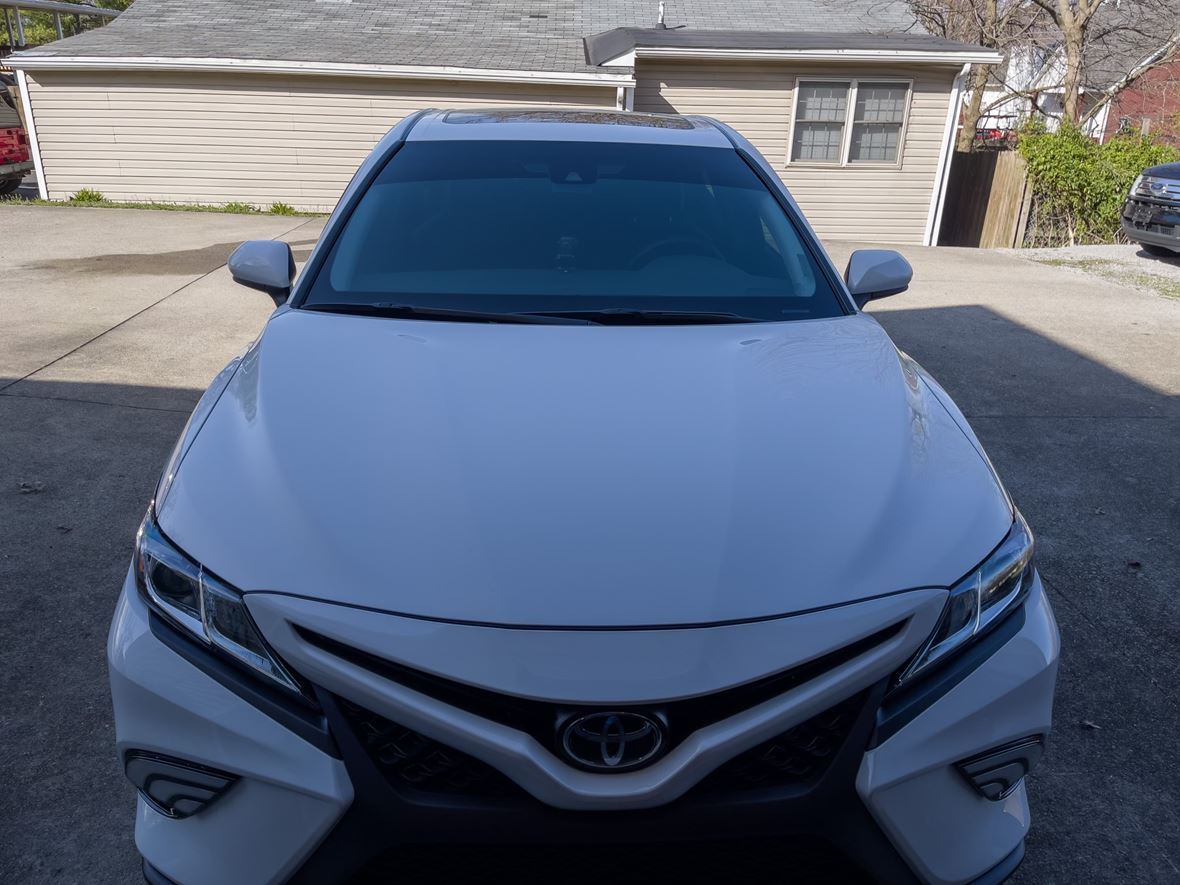 2018 Toyota Camry for sale by owner in Louisville