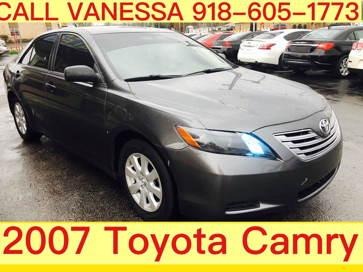 2007 Toyota Camry Hybrid for sale by owner in Tulsa