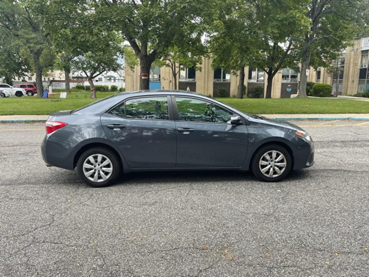 2014 Toyota Corolla for sale by owner in Staten Island