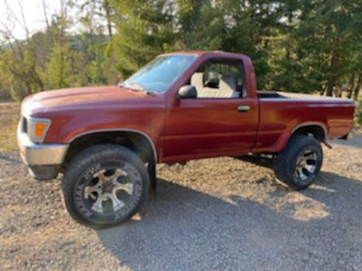 1994 Toyota Pickup for sale by owner in Otis