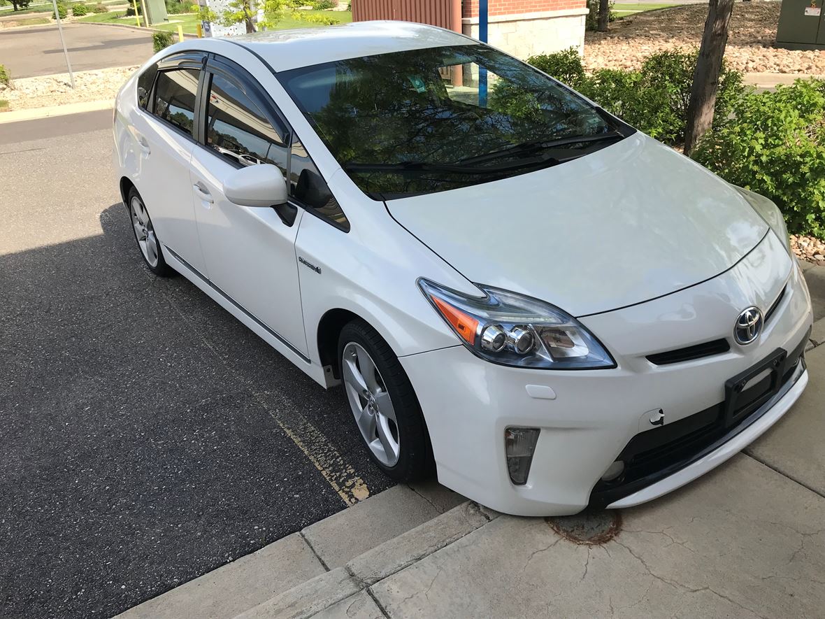 2013 Toyota Prius for sale by owner in Loveland