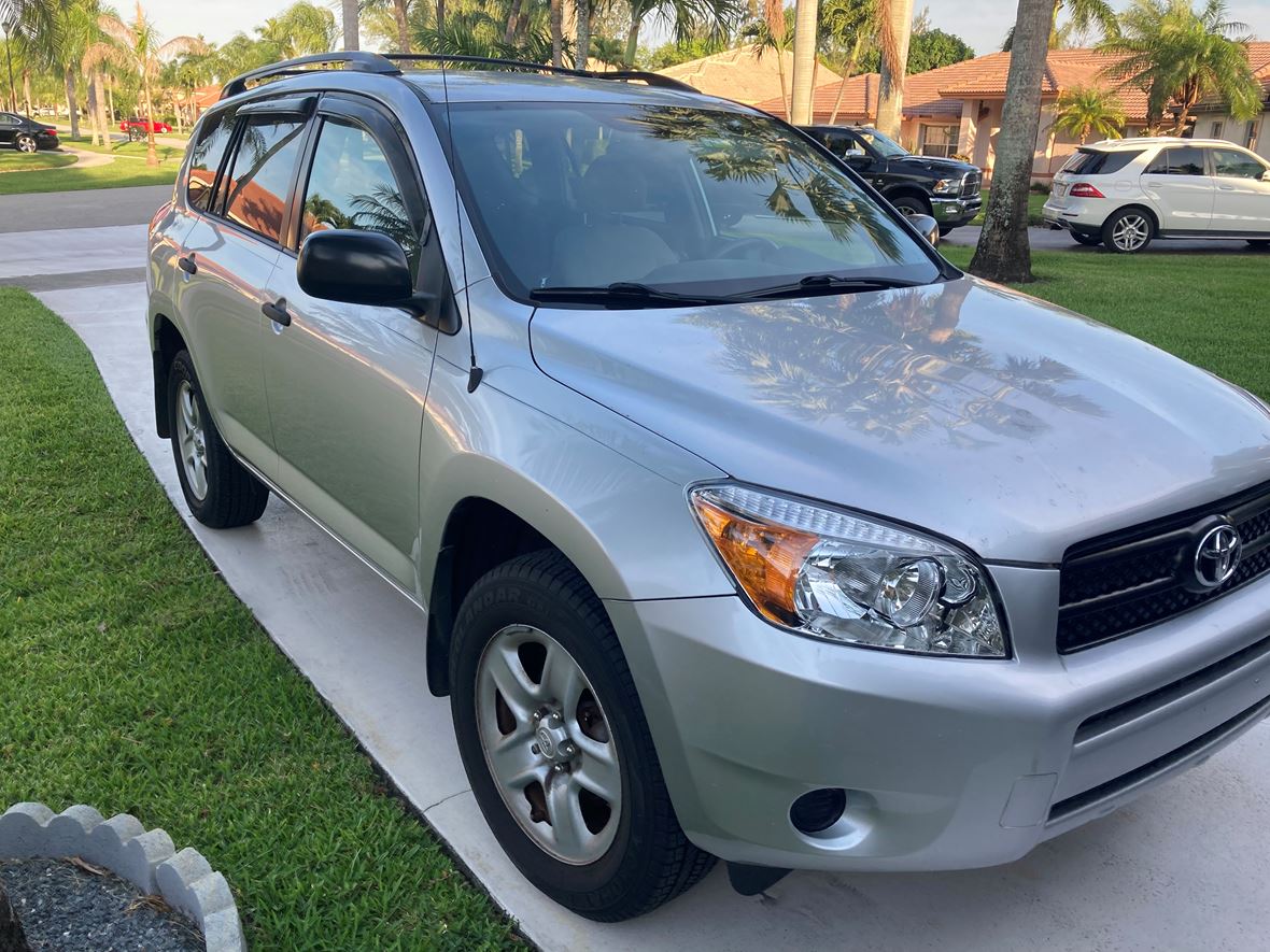 2008 Toyota Rav4 for sale by owner in Delray Beach