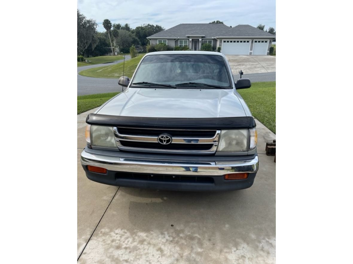 2000 Toyota Tacoma for sale by owner in Leesburg