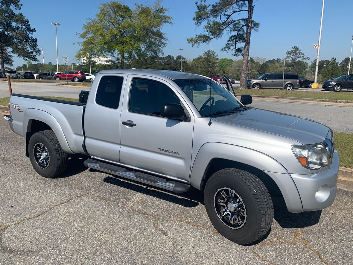 2010 Toyota Tacoma for sale by owner in Phenix City