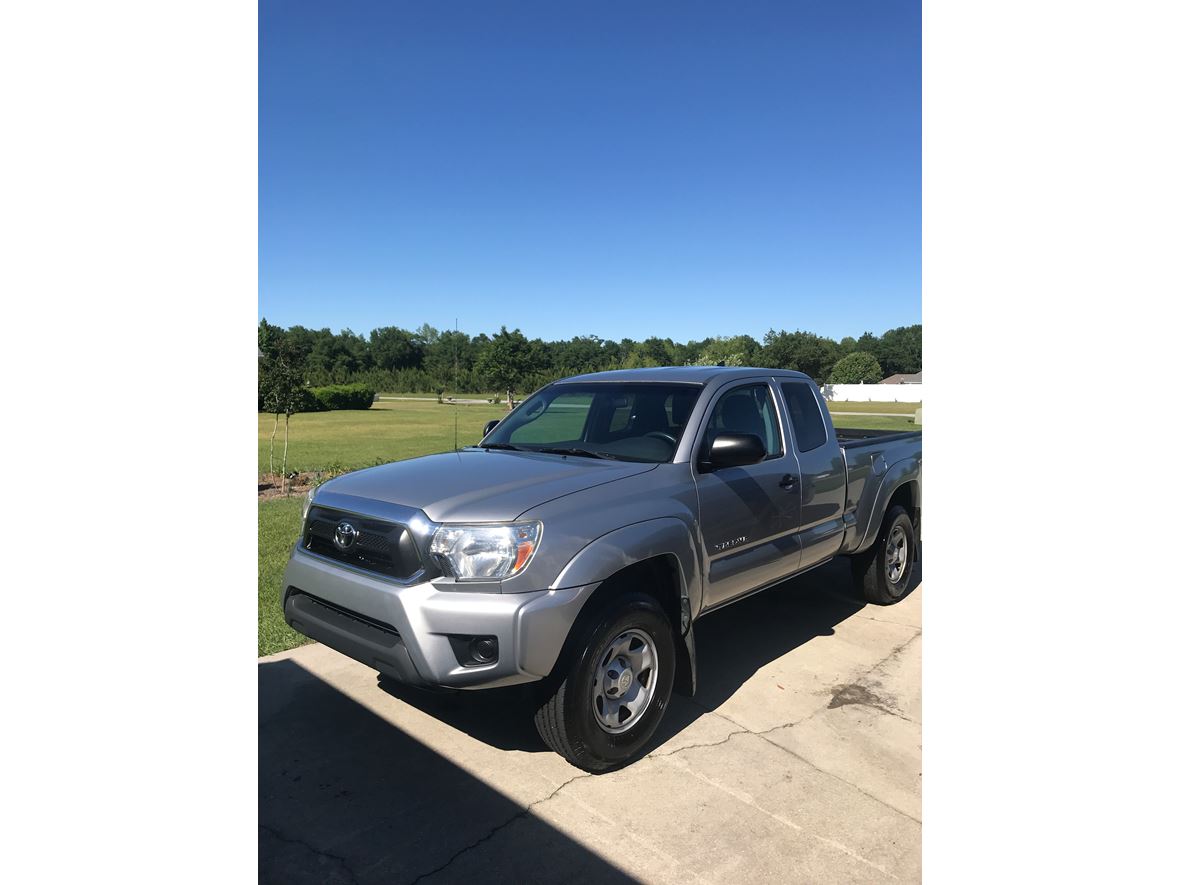 2014 Toyota Tacoma for sale by owner in Adel