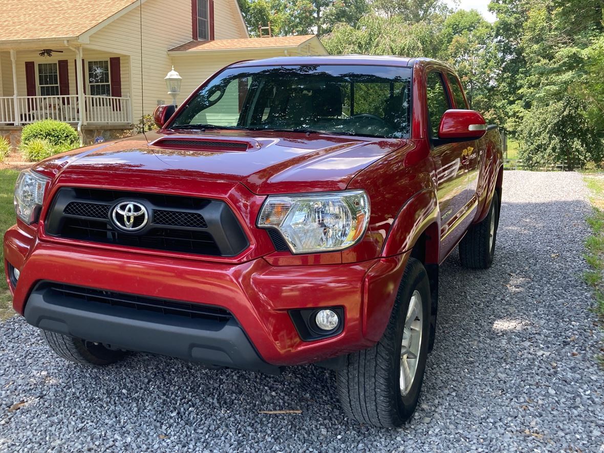 2014 Toyota Tacoma for sale by owner in Chuckey