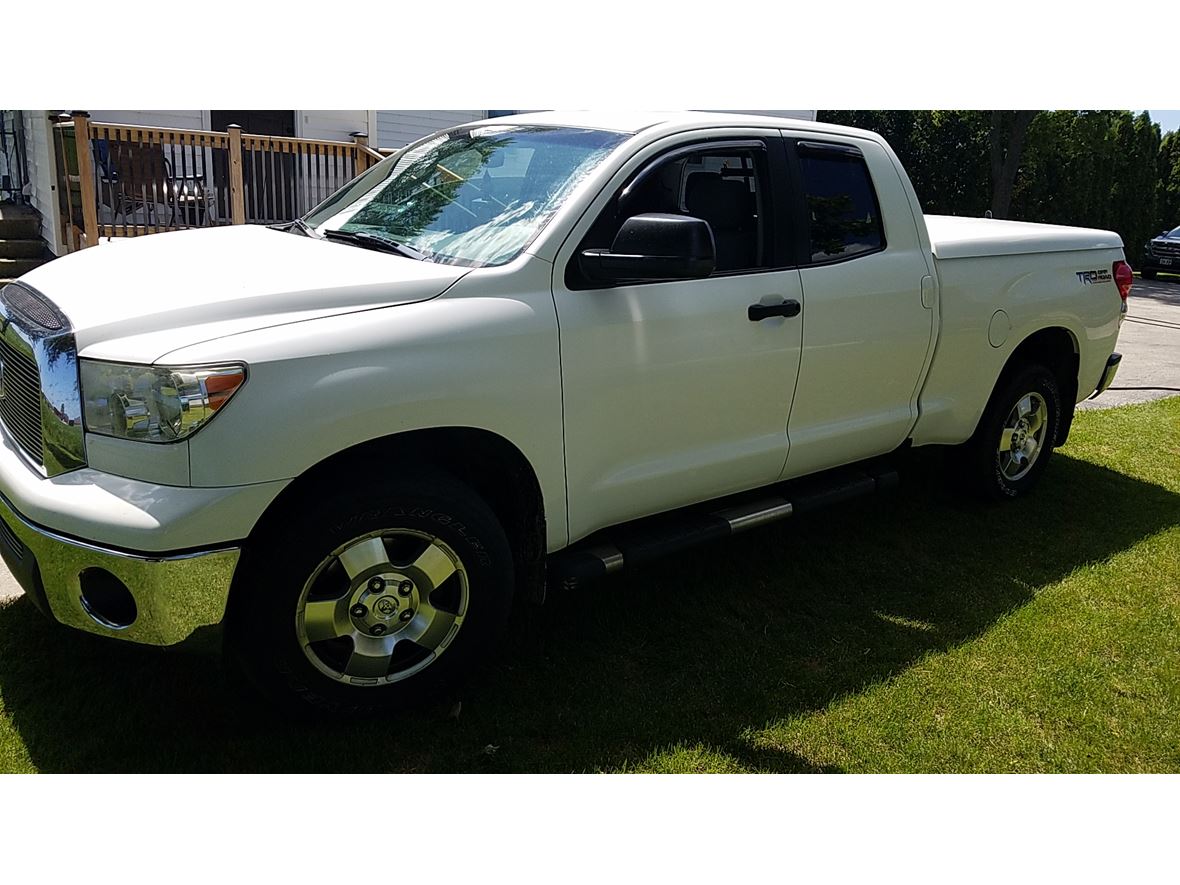 2008 Toyota Tundra for sale by owner in Oostburg