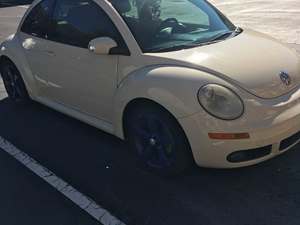 Yellow 2007 Volkswagen Beetle
