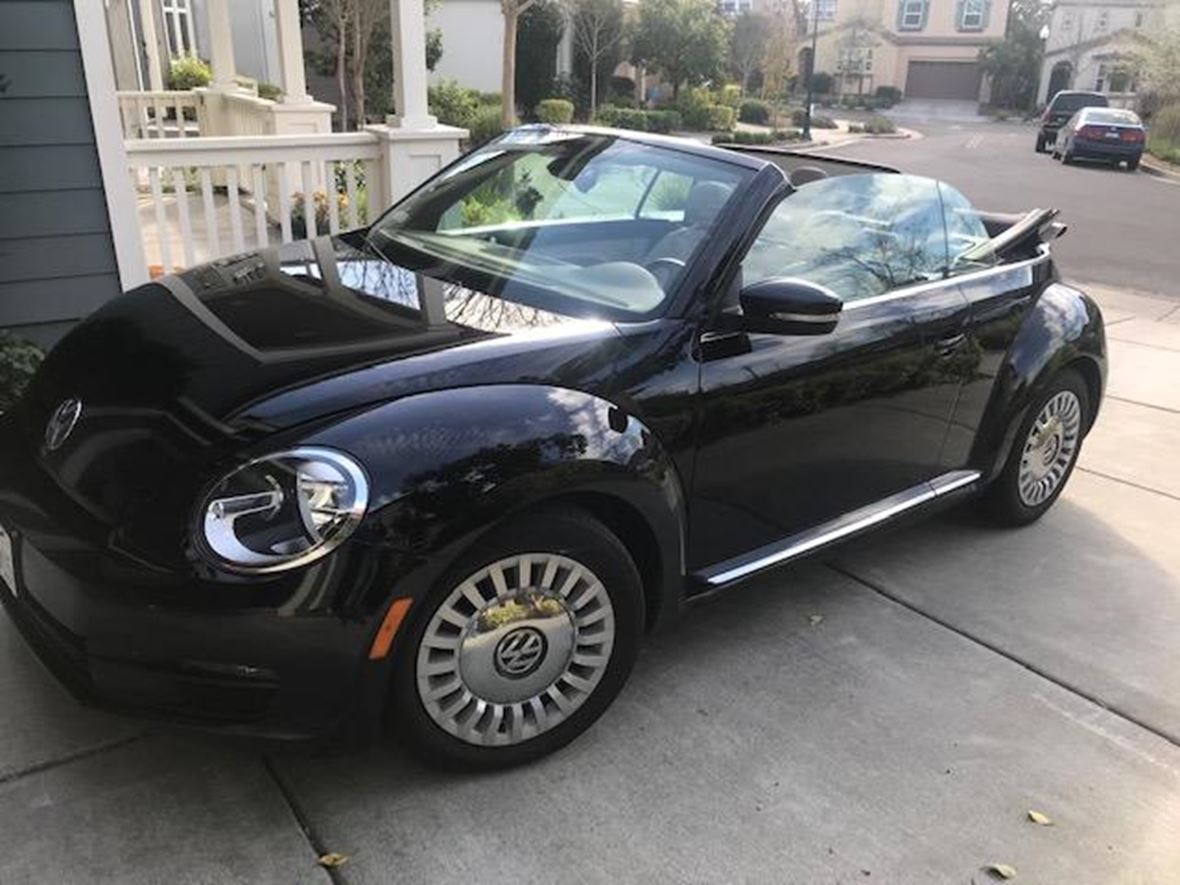 2016 Volkswagen Beetle Convertible for sale by owner in Santa Rosa
