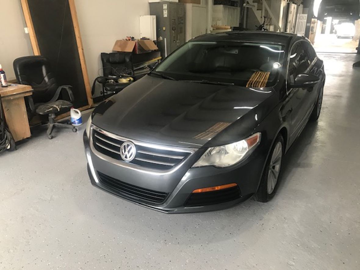2011 Volkswagen CC for sale by owner in Orlando