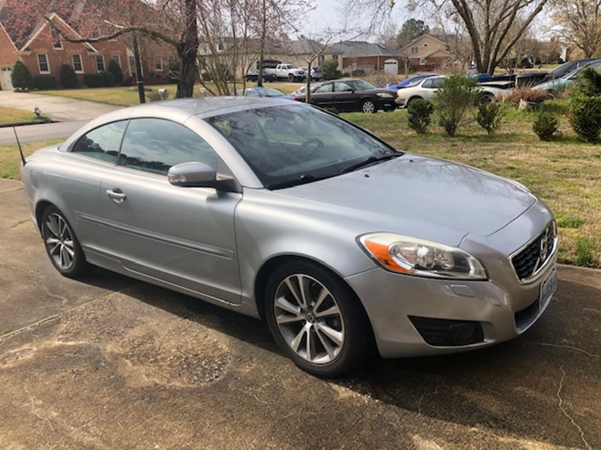 2011 Volvo C70 for sale by owner in Virginia Beach
