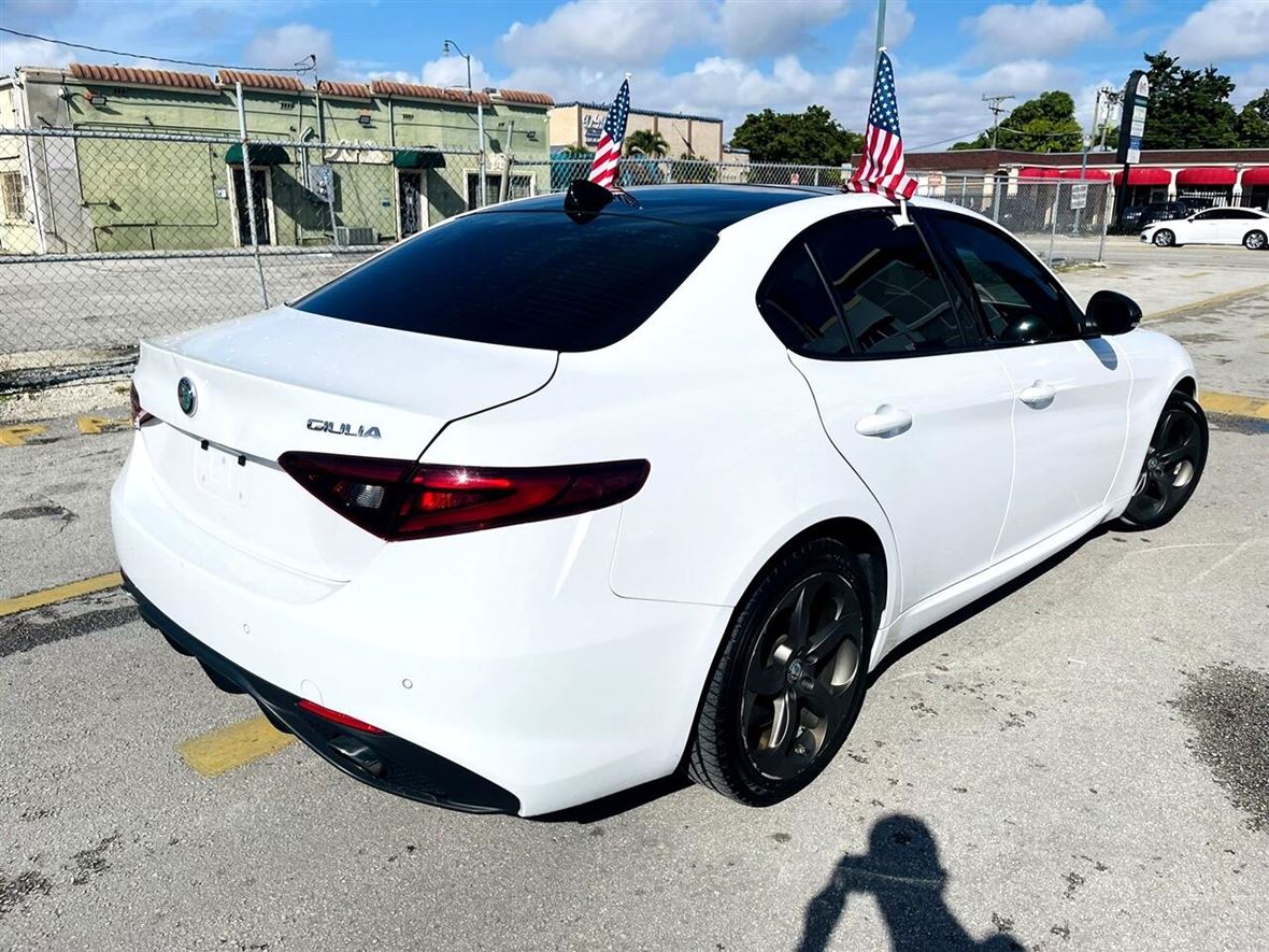 2017 Alfa Romeo Giulia for sale by owner in Miami