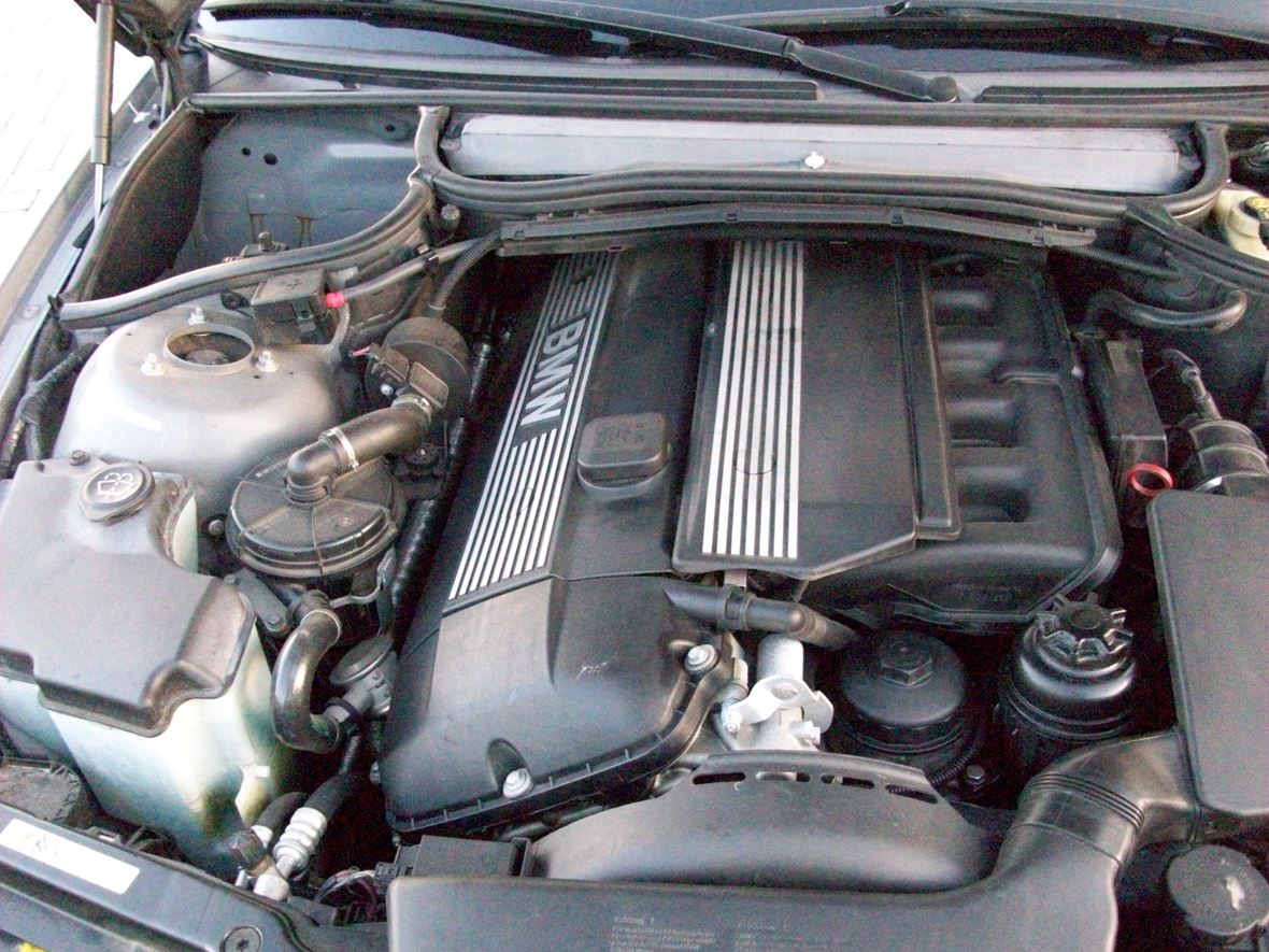 2006 BMW 3 Series for sale by owner in Brooksville