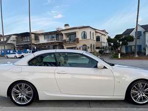 White 2011 BMW 4000