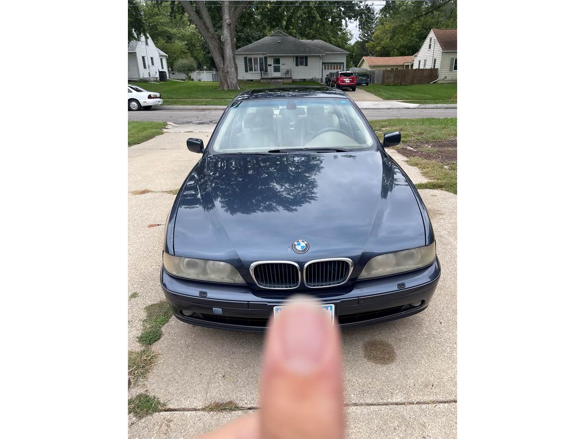 2002 BMW 530i for sale by owner in Des Moines