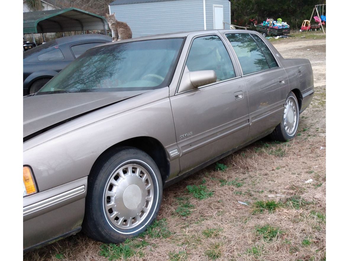 1999 Cadillac DeVille for sale by owner in Pelzer
