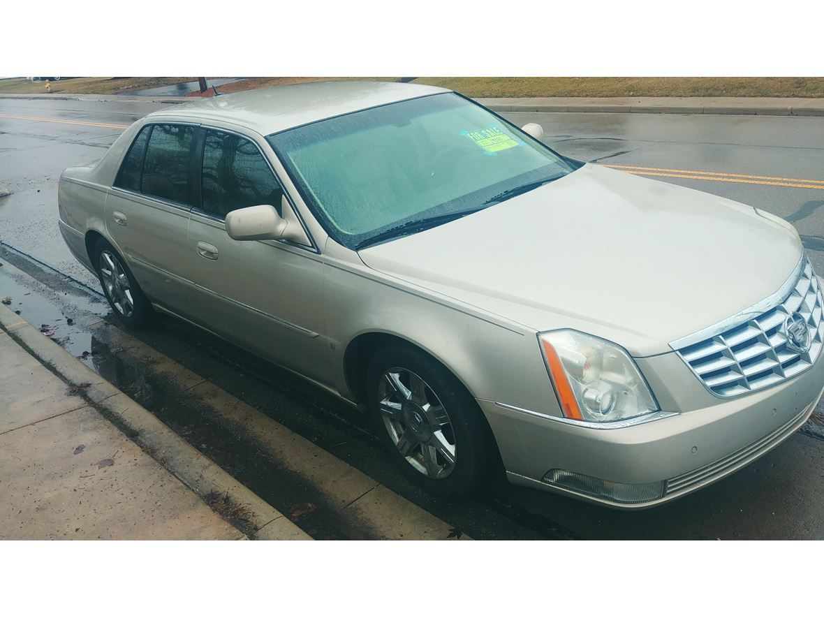2007 Cadillac DTS for sale by owner in Urbana