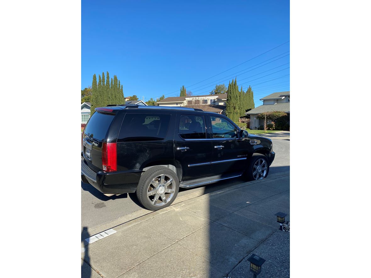 2007 Cadillac Escalade for sale by owner in San Mateo