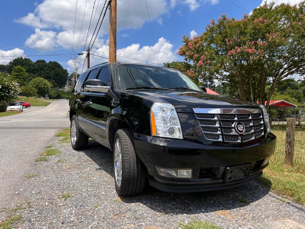 2010 Cadillac Escalade for sale by owner in Kingsport