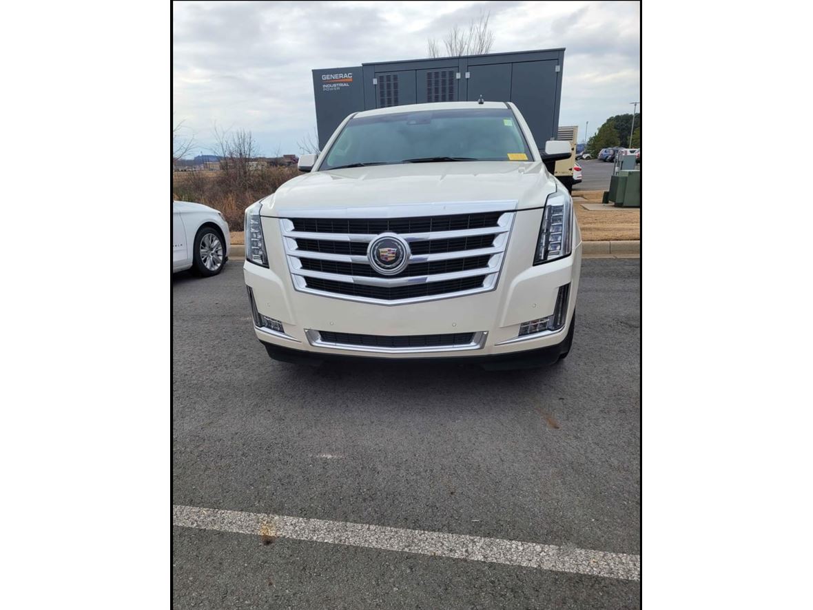 2015 Cadillac Escalade for sale by owner in Bernie