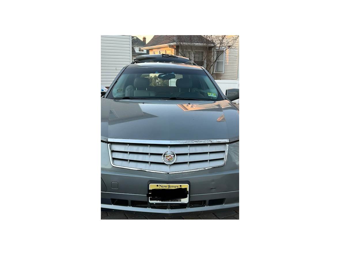 2006 Cadillac SRX for sale by owner in Ridgefield Park