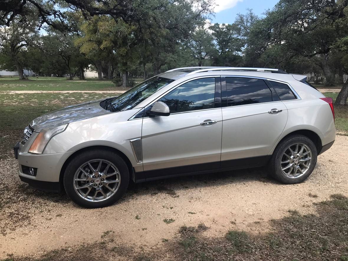 2014 Cadillac SRX for sale by owner in Wimberley