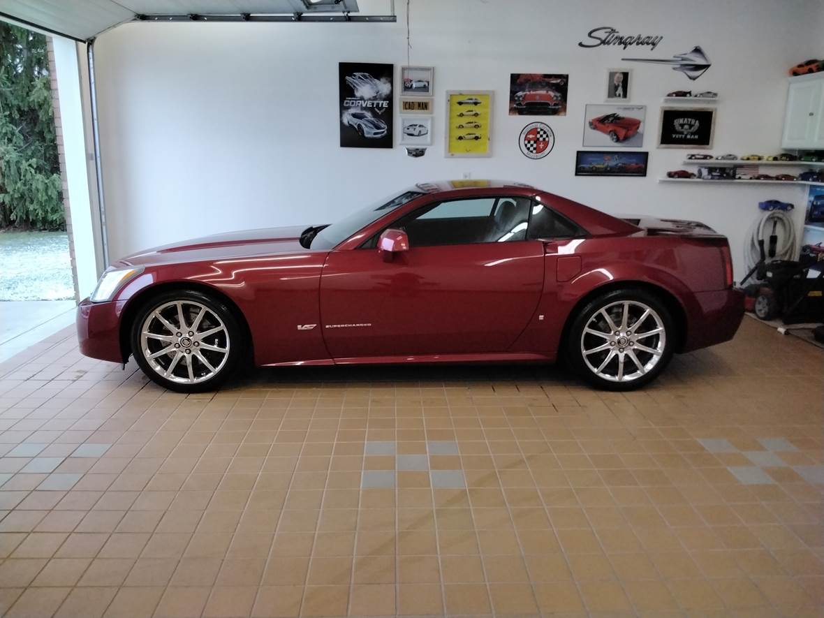 2008 Cadillac XLR-V for sale by owner in North Tonawanda