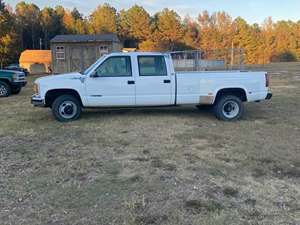 White 1998 Chevrolet C/K 3500